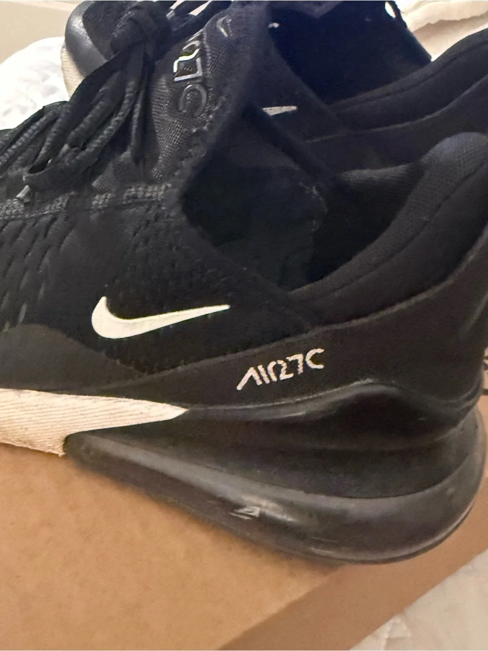 Nike Air Max 270 Men's Sneakers - Black/White